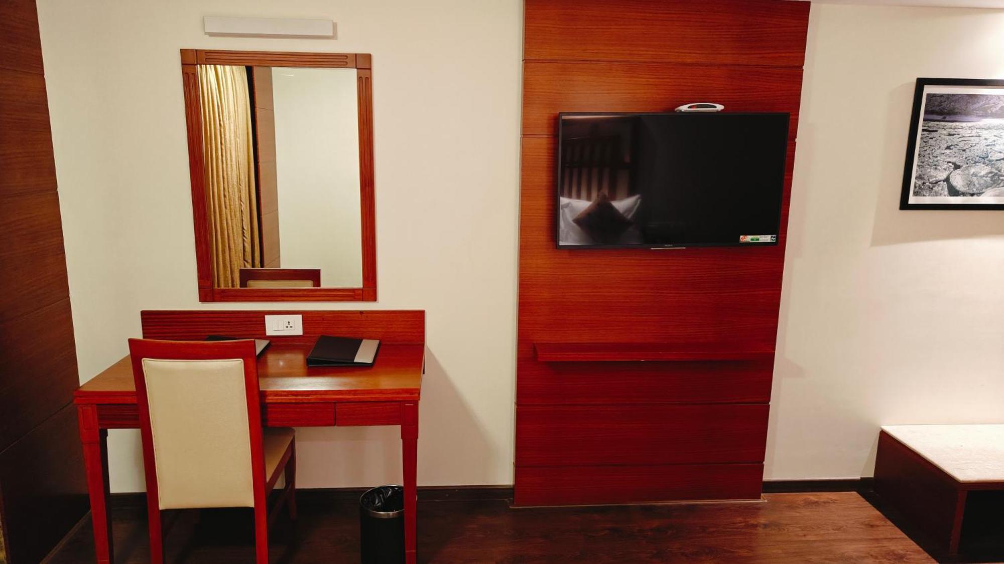 Mm Legacy - A Bergamont Hotel, Kanchipuram Ngoại thất bức ảnh