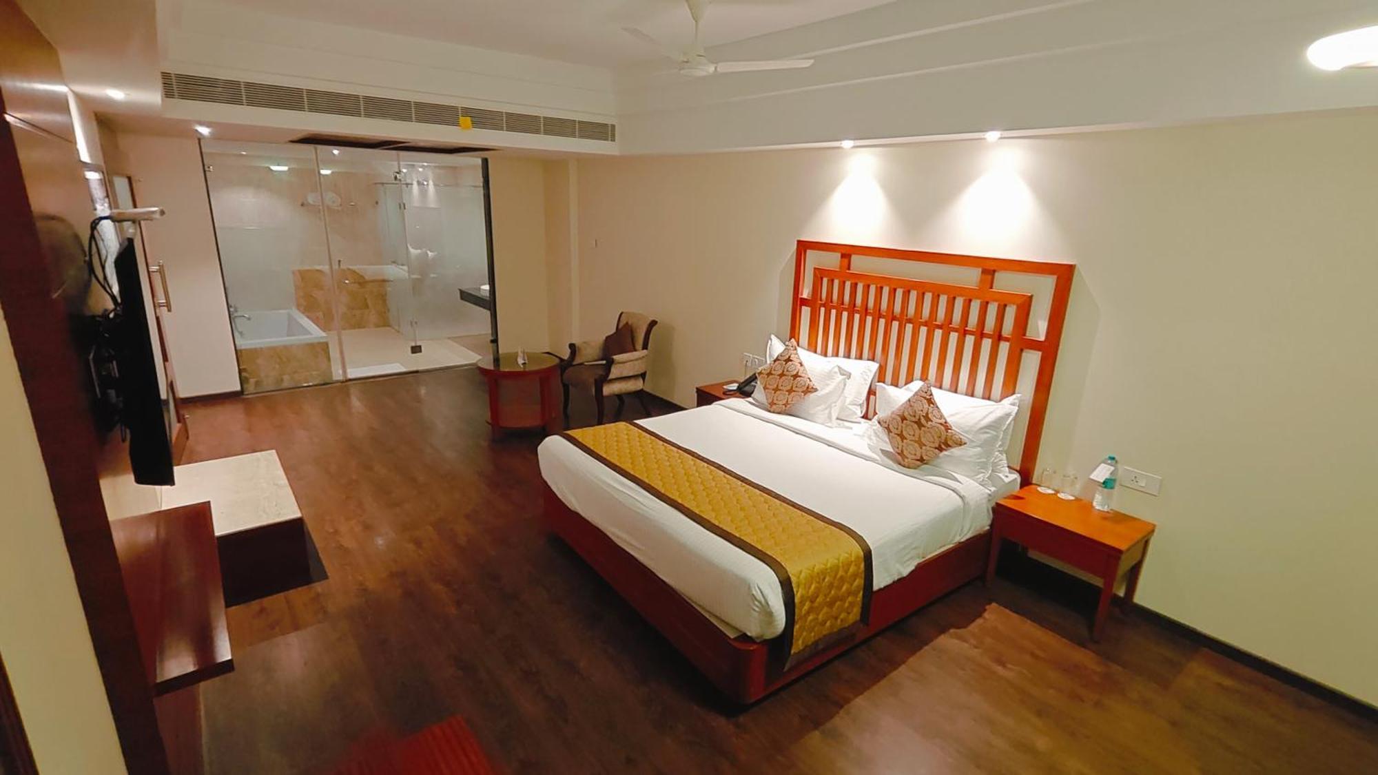 Mm Legacy - A Bergamont Hotel, Kanchipuram Ngoại thất bức ảnh