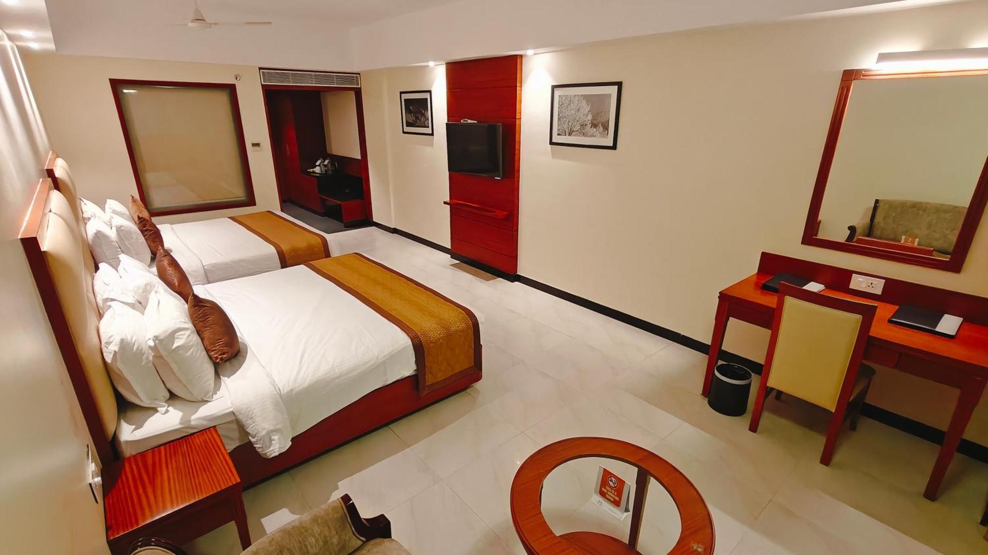 Mm Legacy - A Bergamont Hotel, Kanchipuram Ngoại thất bức ảnh