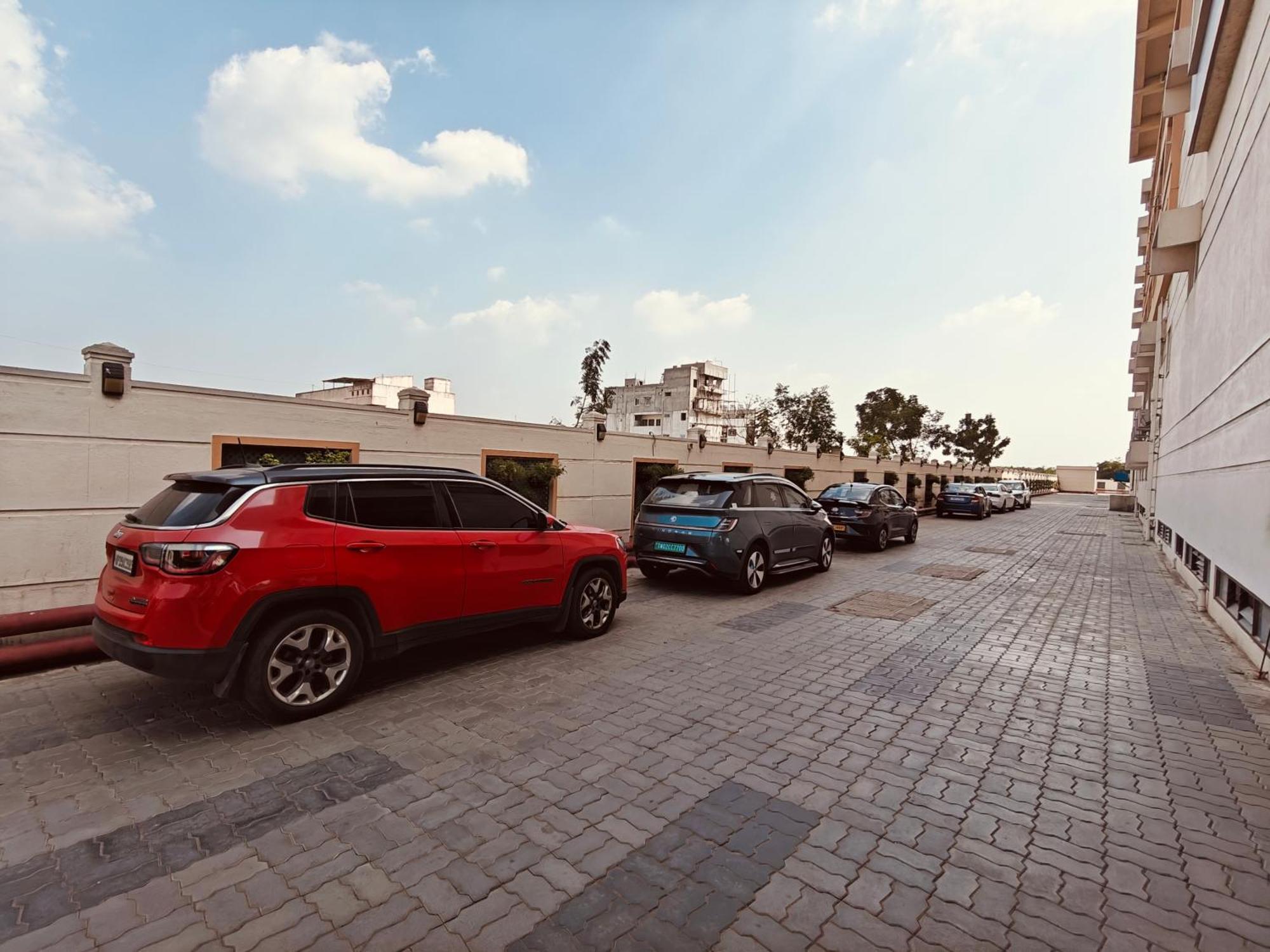 Mm Legacy - A Bergamont Hotel, Kanchipuram Ngoại thất bức ảnh